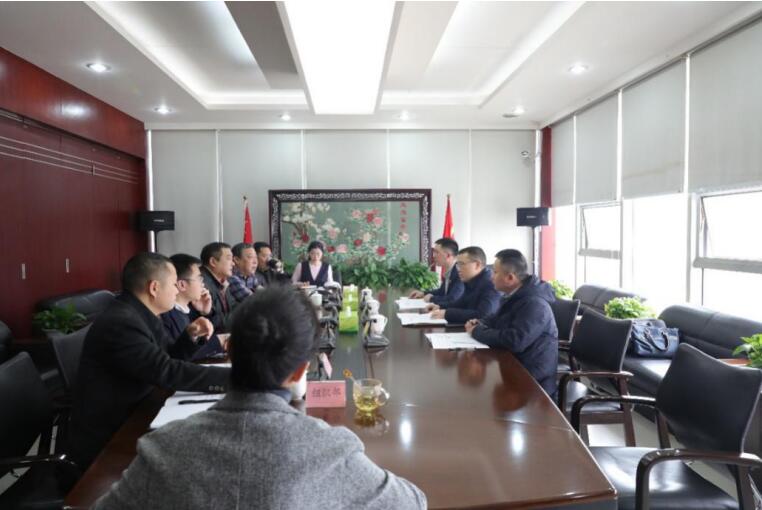 集团向导赴Z6尊龙凯时锦弘集团督导向导班子民主生涯会
